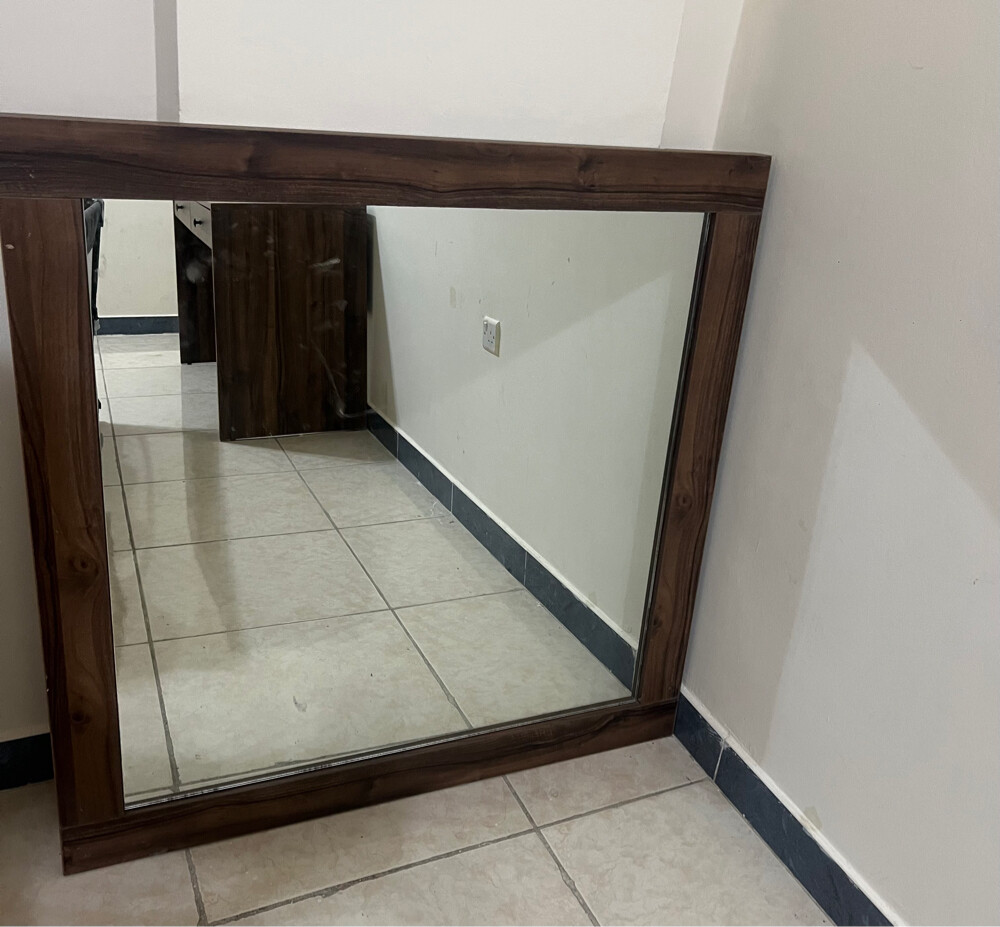 console table with mirror  - 2