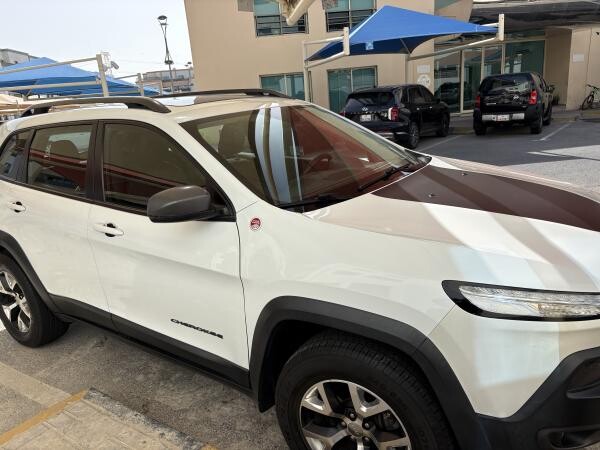 Urgent JEEP CHEROKEE TRAILHAWK - 4