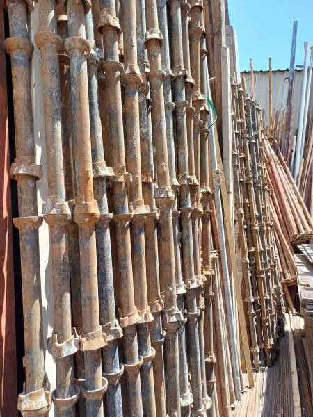 renting Scaffolding - 1