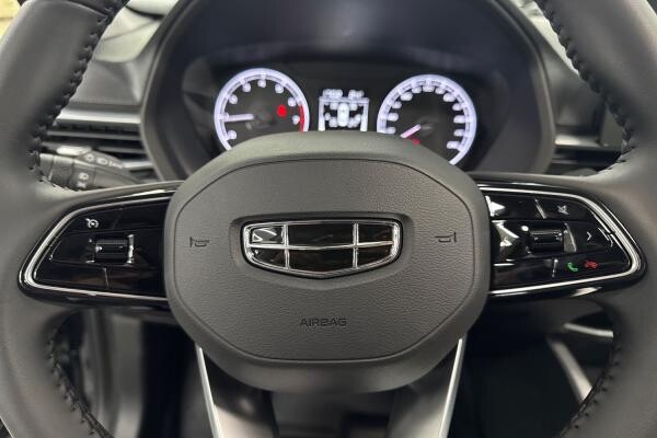 GEELY EMGRAND 1.5L 2025 38,666 KM - 7