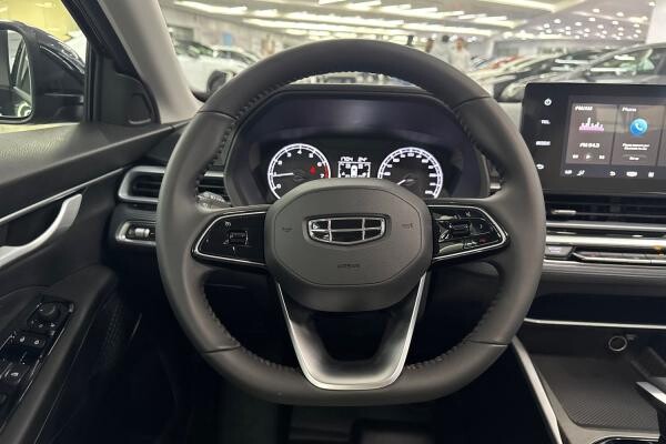 GEELY EMGRAND 1.5L 2025 38,666 KM - 6