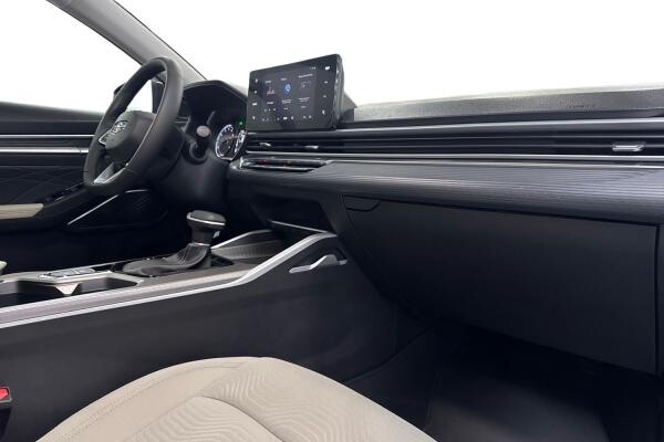 GEELY EMGRAND 1.5L 2025 38,666 KM - 5