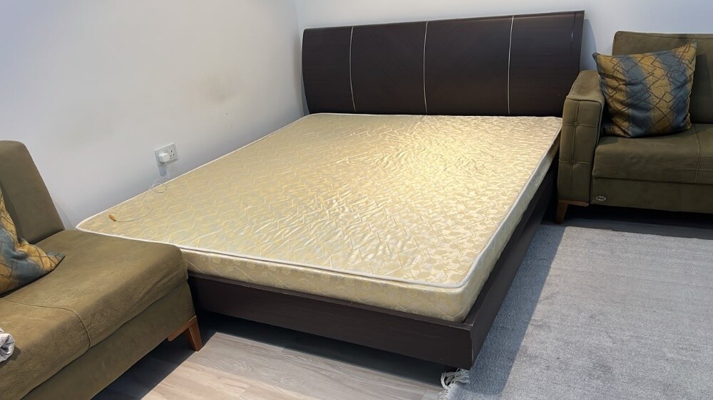 Complete bedroom set - 7