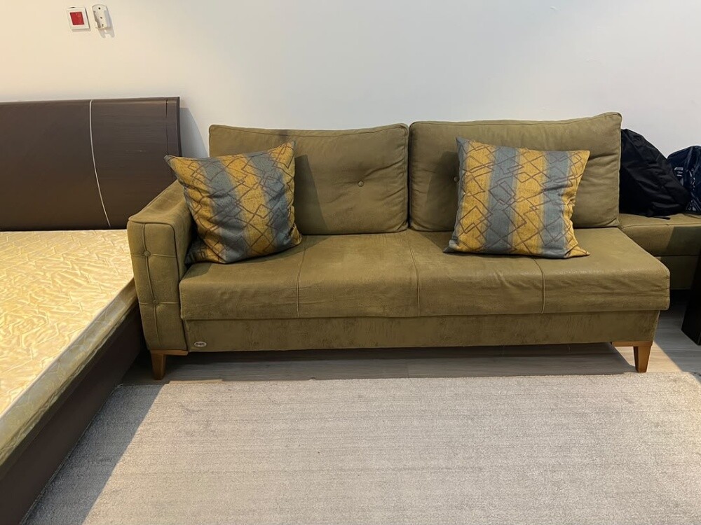 Complete bedroom set - 6