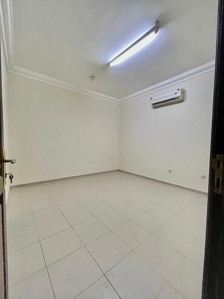 Studio for rent in Wukair  - 1