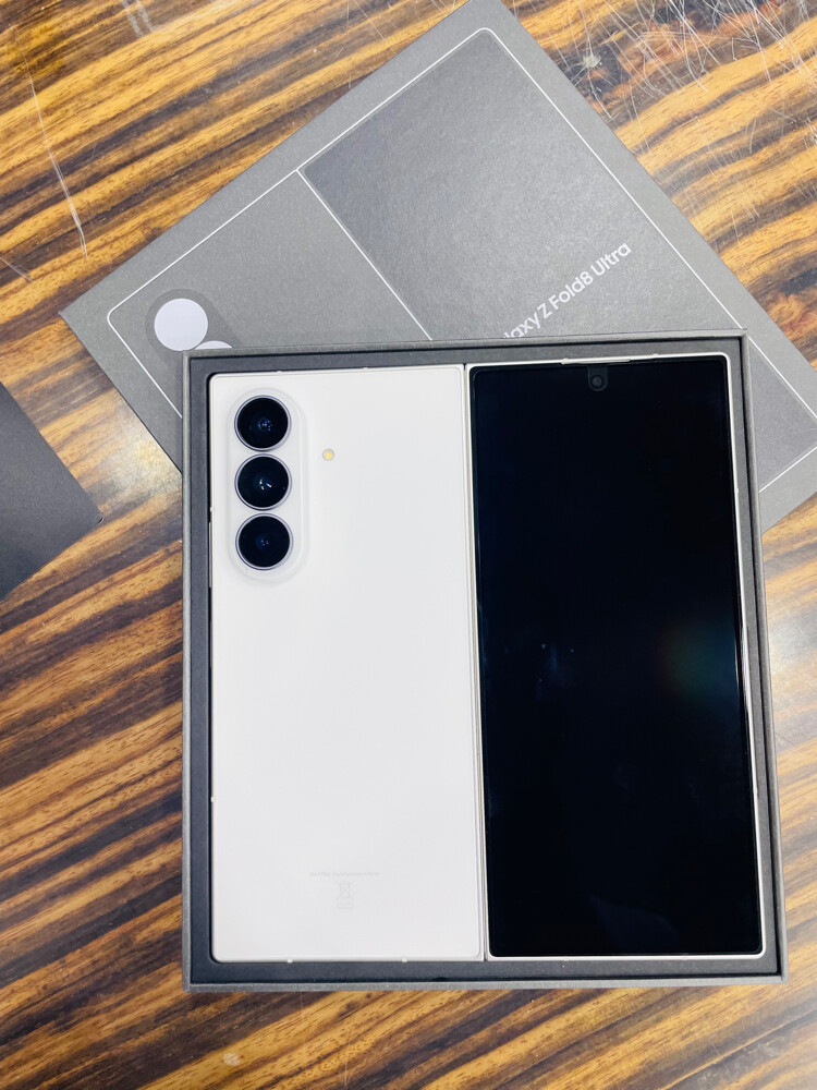 Samsung z fold 8 ultra 512 Gb - 1