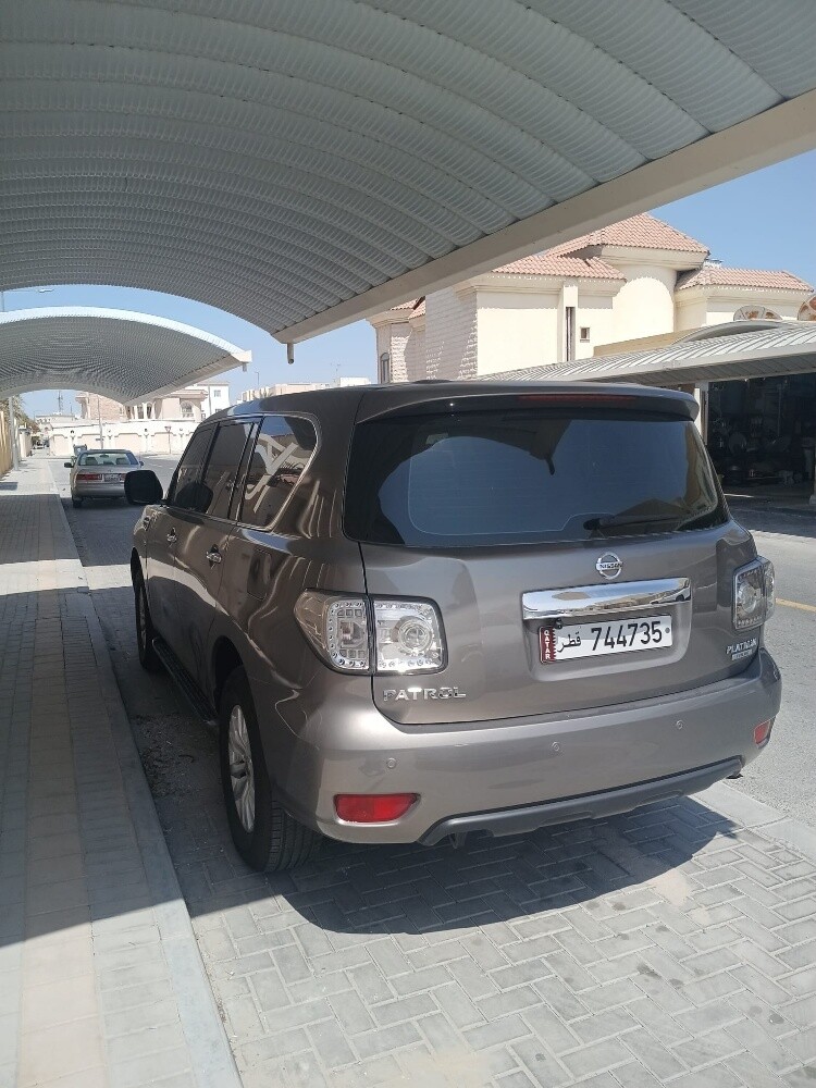 نيسان بترول ٦سلندار بحال جيدا - 3