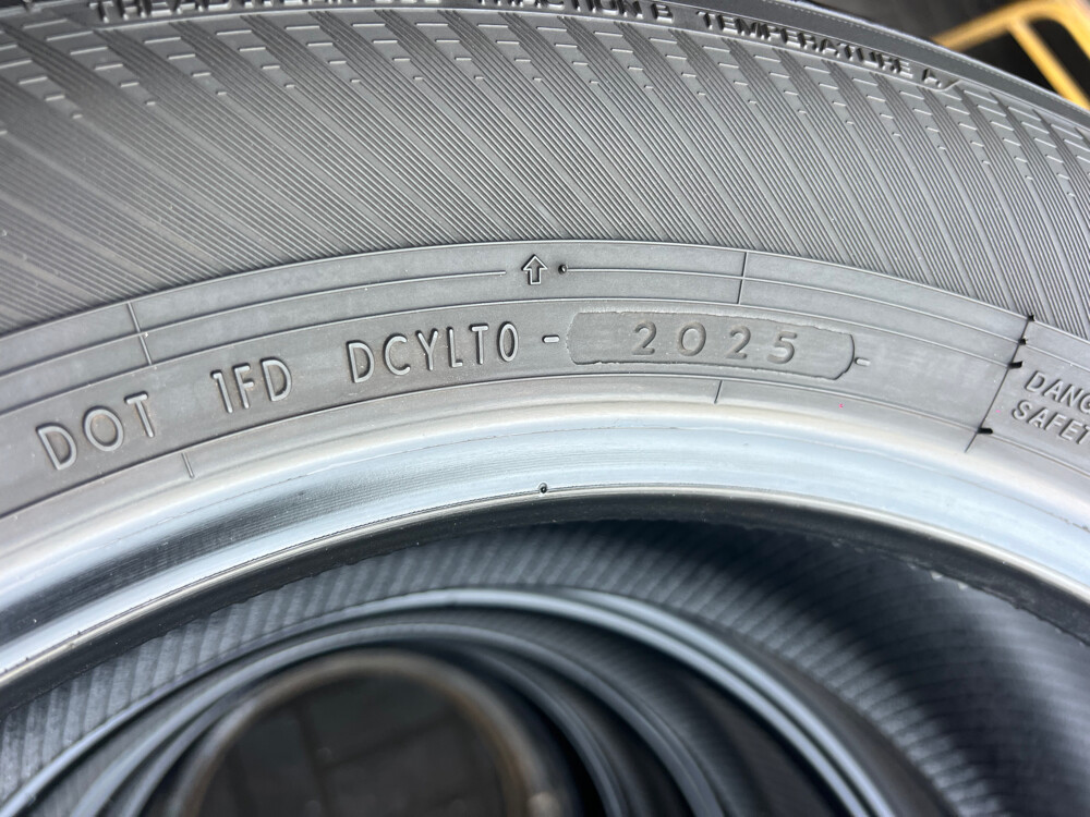 235/60/18 Yokohama Brand - 6