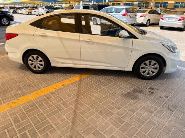 Hyundai Accent 2017 | 1.6L | 160K - 3