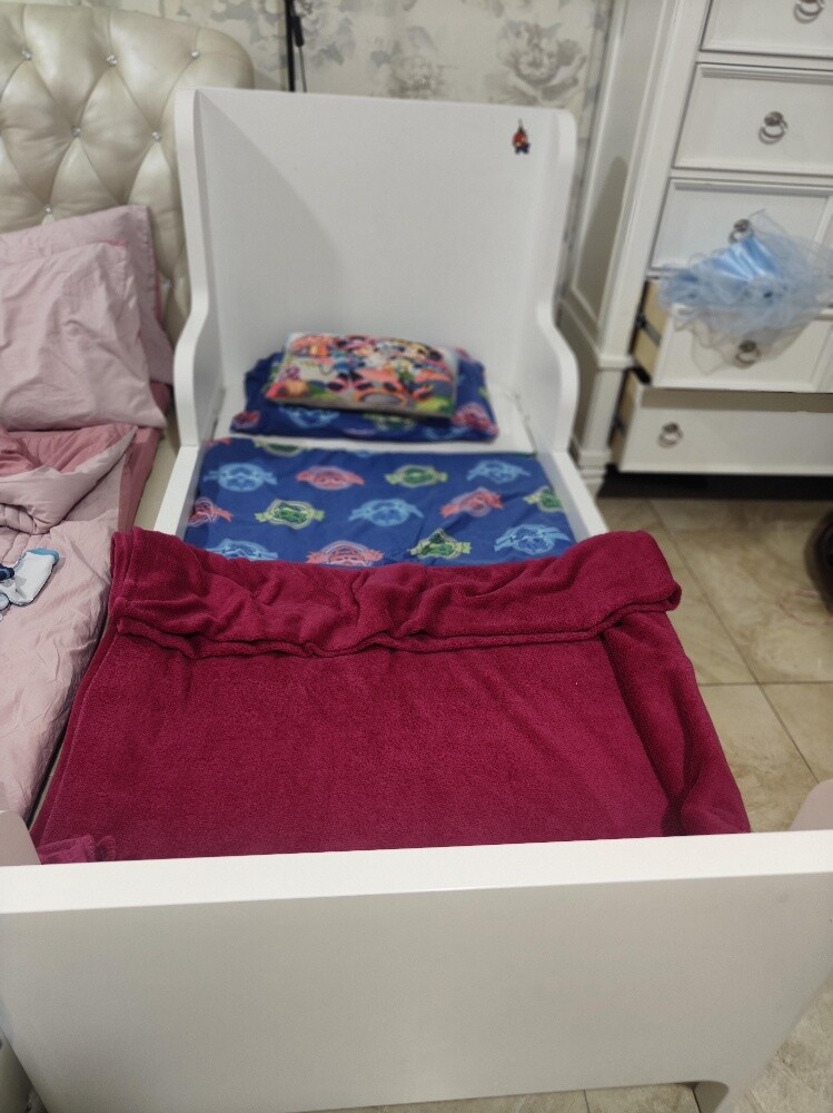IKEA extendable Bed,carseat Sale - 1