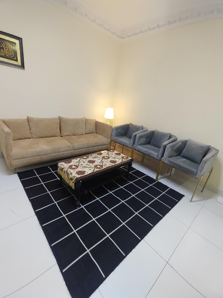 sofa set for sell - 2