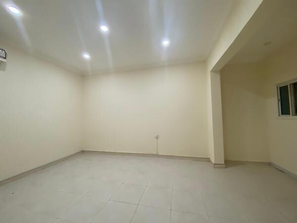 No Commission! 2 BHK in Al Wakra - 4