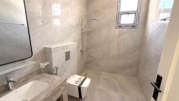 NEW 7BR VILLA+LIFT-MURAIKH - 9