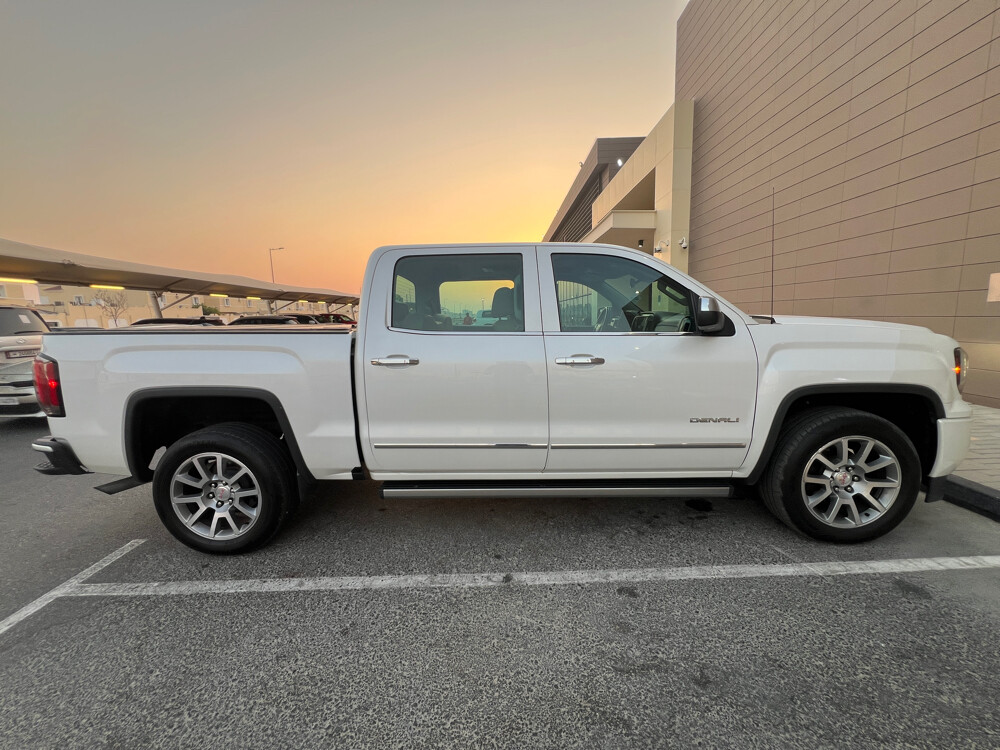 GMC Sierra Denali 2018 - 4