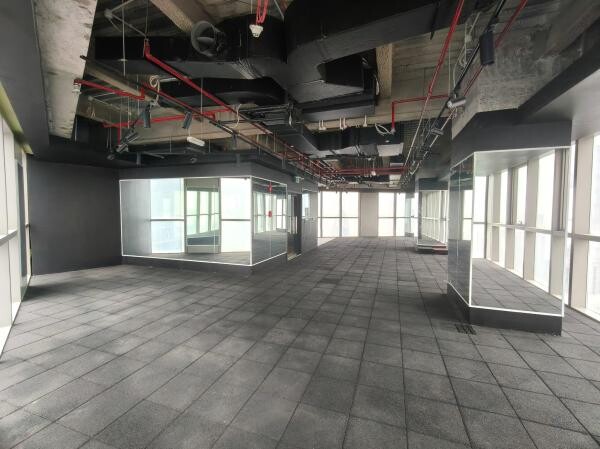 Office for Rent Top Floor West Bay - 3