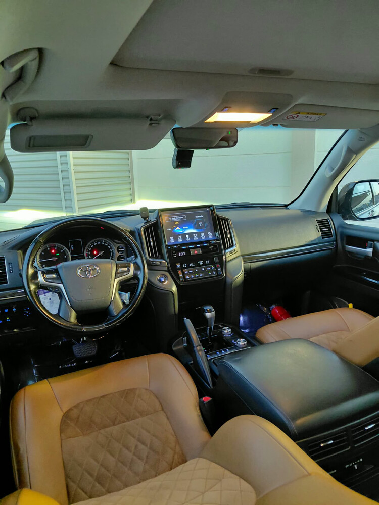 GXR Grand Touring - 8