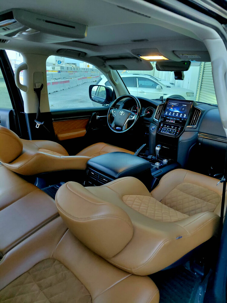 GXR Grand Touring - 7