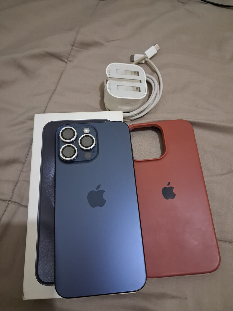 iPhone 15 pro max - 3
