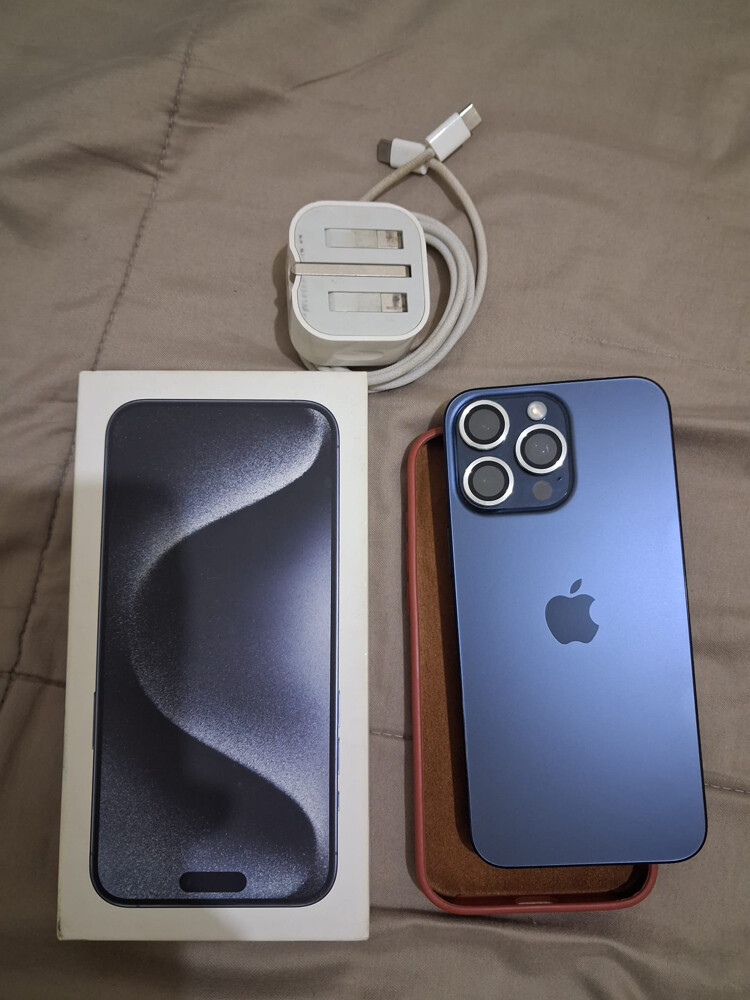 iPhone 15 pro max - 1