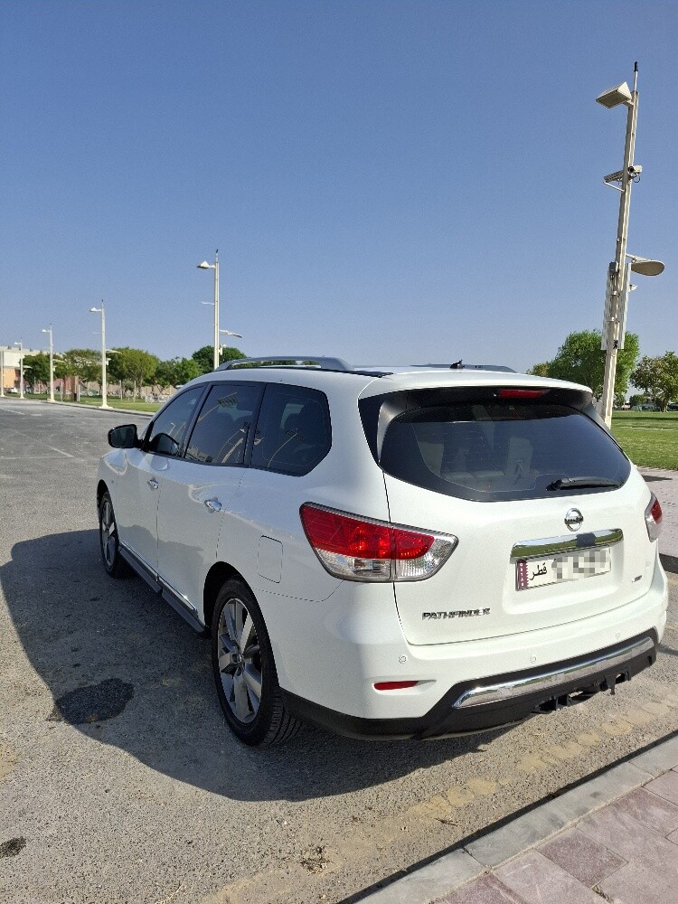 For sale: Nissan Pathfinder - 3