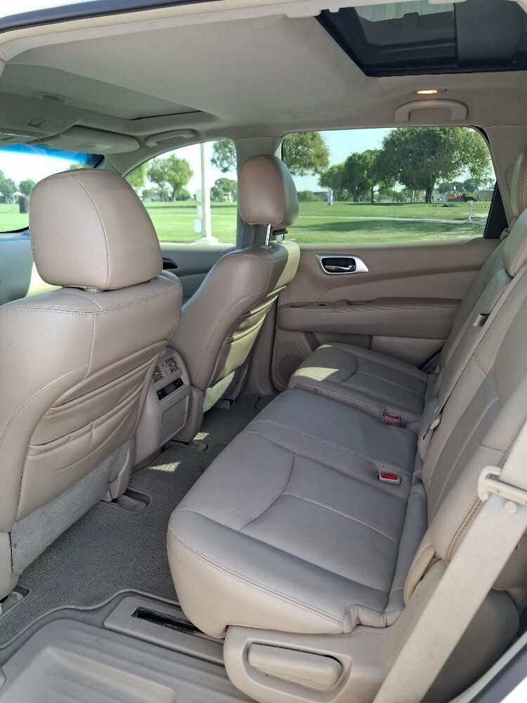 For sale: Nissan Pathfinder - 6