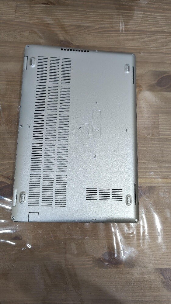 Dell Core i7 Gen10 - 5