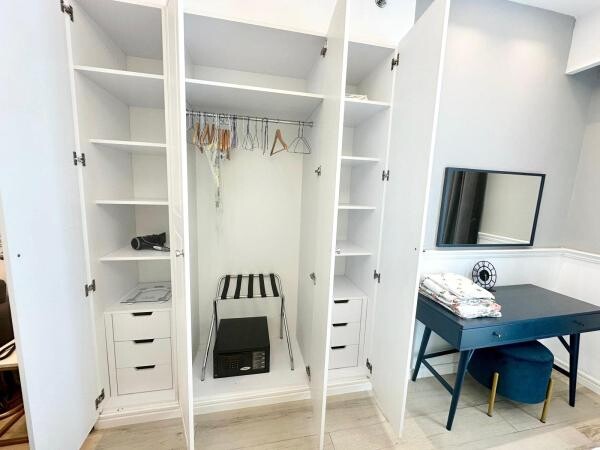 LUXURY FULLY FURNISHED STUDIO - 6