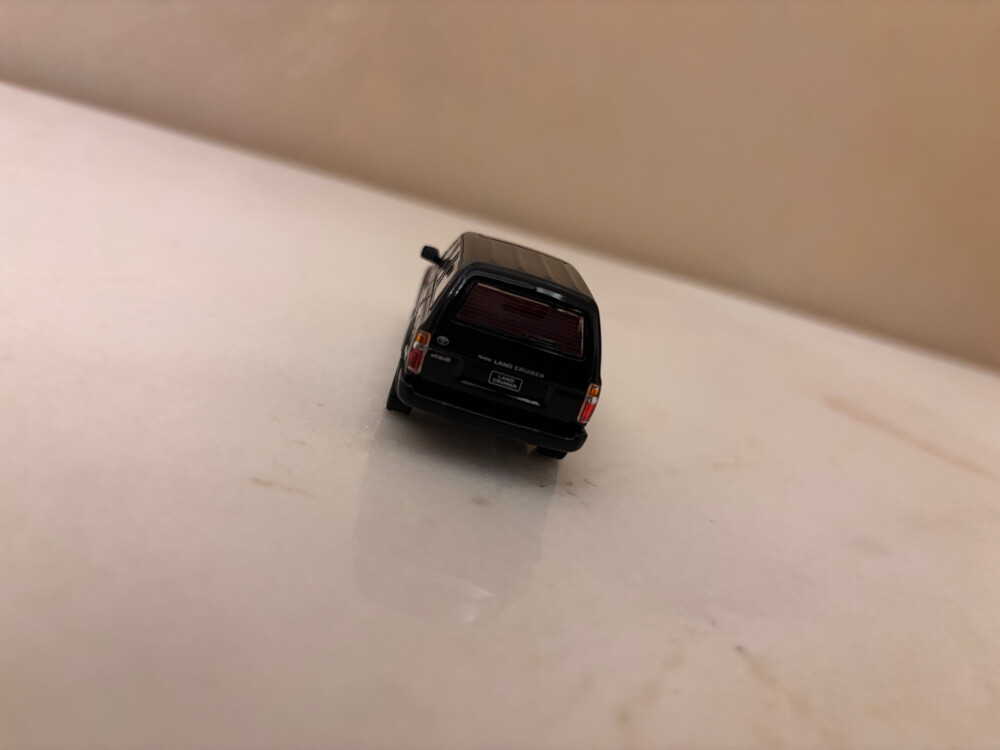 Toyota Land Cruiser - 2