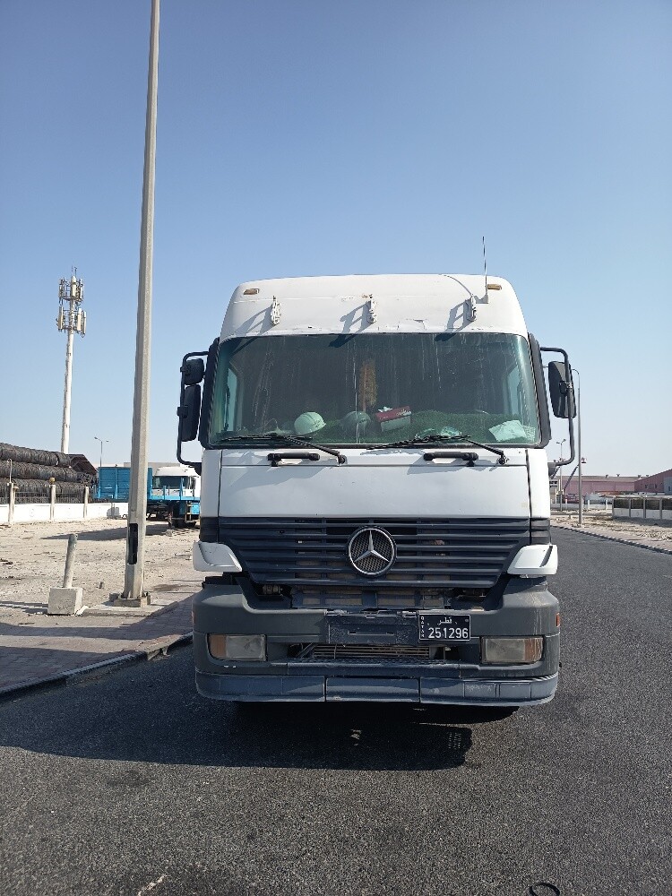Actros  model. 2002. mobile. 776071 - 1