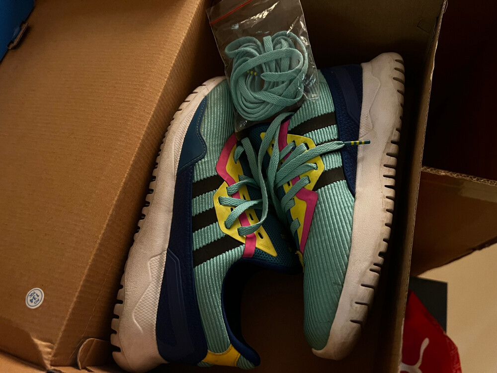 Adidas original kids shoes - 2