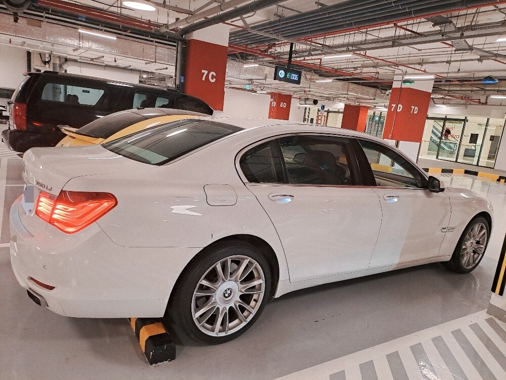BMW 750 LI INDIVIDUELLE - 2