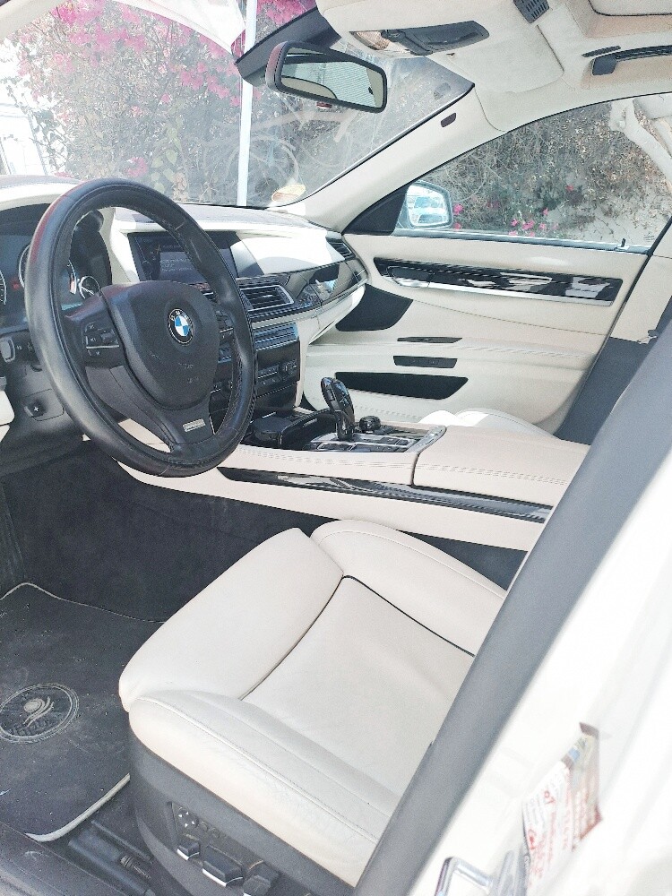 BMW 750 LI INDIVIDUELLE - 8