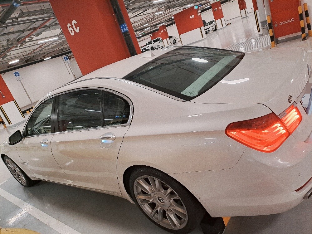 BMW 750 LI INDIVIDUELLE - 4