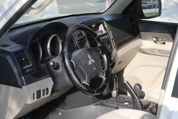 Mitsubishi - Pajero GLS  2017 - 8
