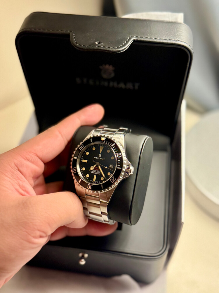 Steinhart Ocean One vintage RED Div - 3