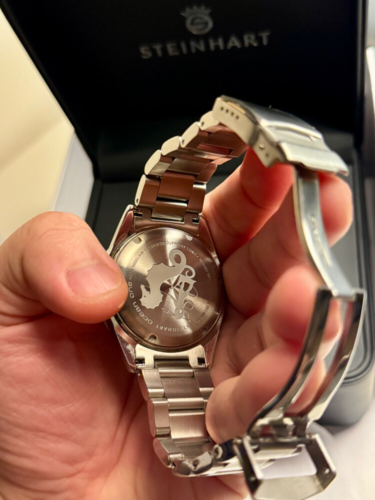 Steinhart Ocean One vintage RED Div - 7
