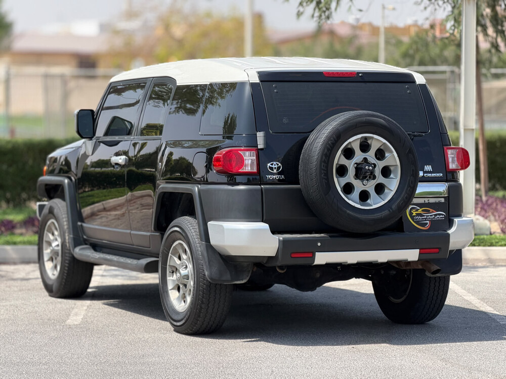 FJ Cruiser - 3