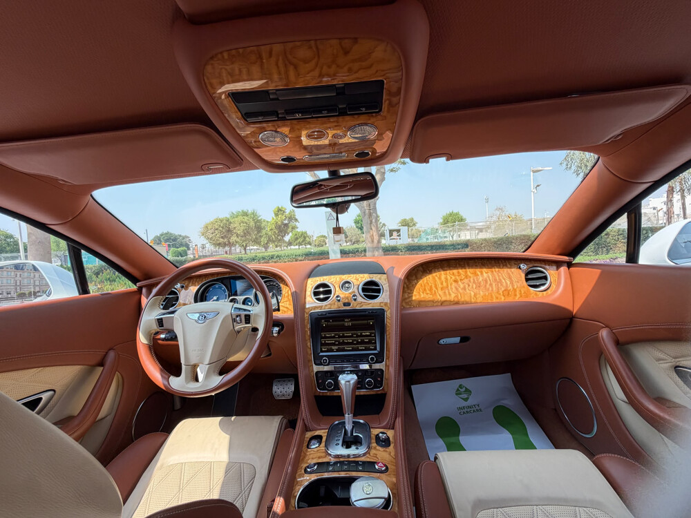Bentley continental GT - 13