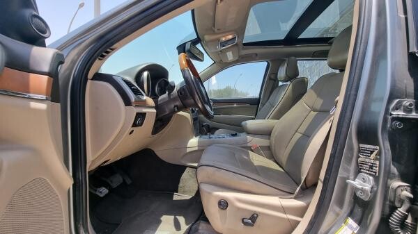 Jeep Grand Cherokee - Overland - 10