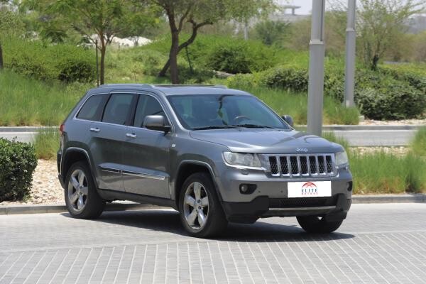 Jeep Grand Cherokee - Overland - 3