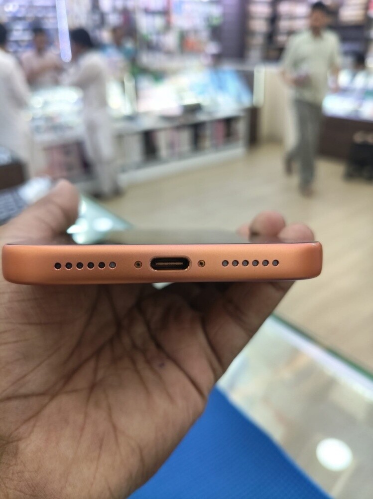 iPhone 17 Pro Max 256GB | 94% Batte - 4