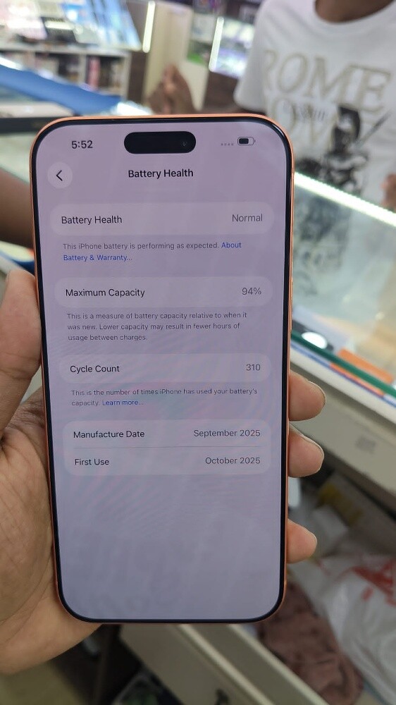 iPhone 17 Pro Max 256GB | 94% Batte - 3