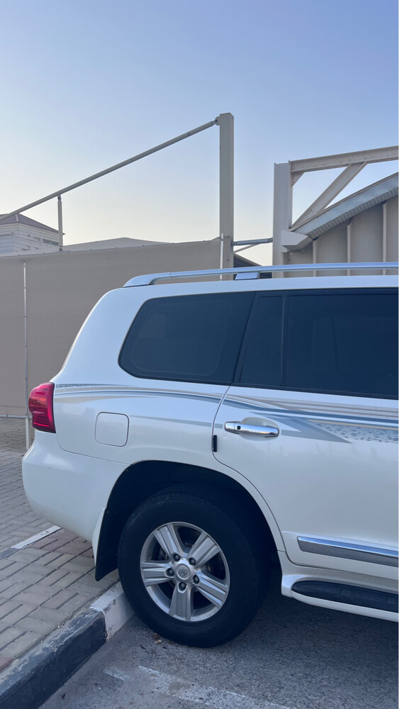 Land Cruiser VXR 2013 - 3