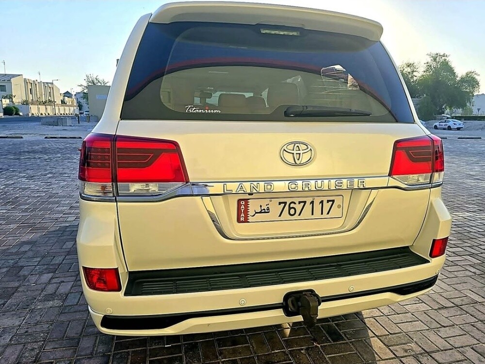 Toyota Land Cruiser GXR 2018 - 4