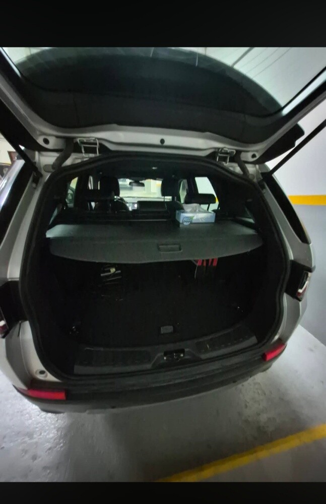 Land Rover Discovery - 4