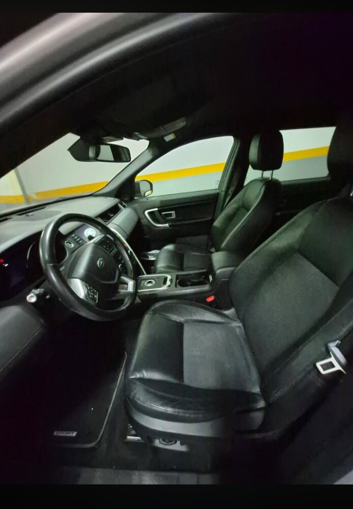 Land Rover Discovery - 5