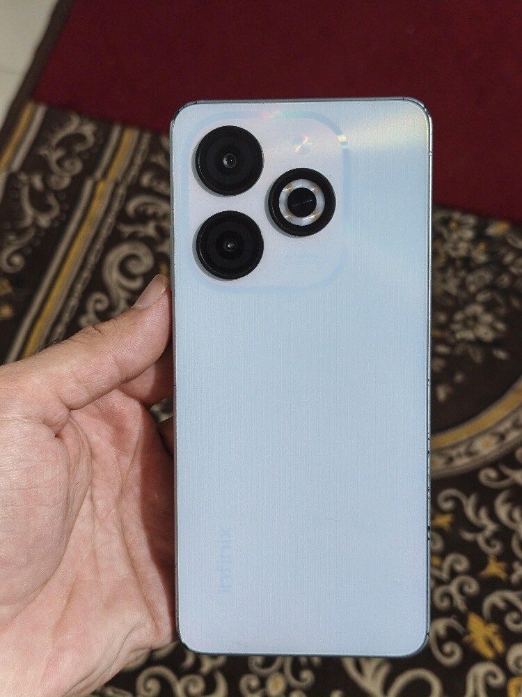 Infinix Smart 8 - 2