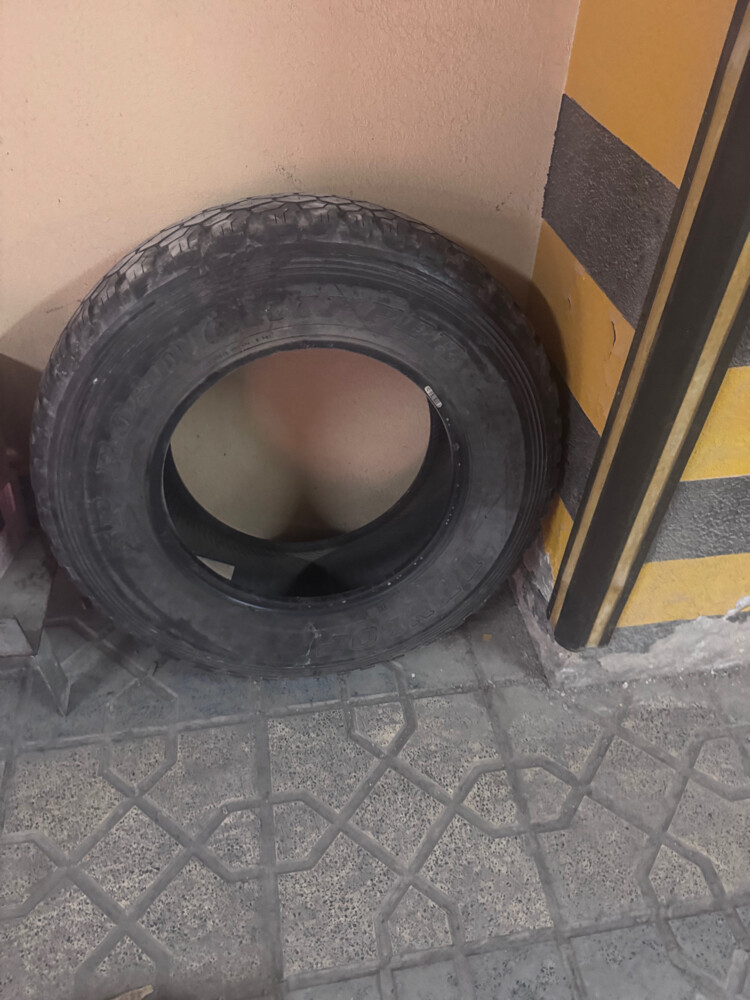 تاير بحاله جيده  - 1