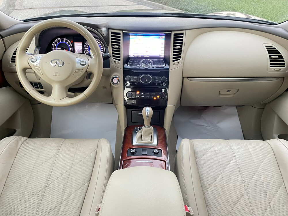 Infinity QX70 2015 - 22