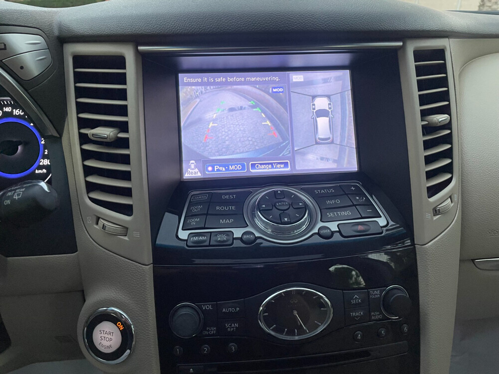 Infinity QX70 2015 - 23
